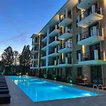 Emilia Romana Park Lägenhetshotell Slăntjev Brjag