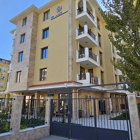 Emilia Romana Park מלון דירות סאני ביץ'