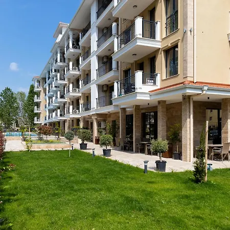 Emilia Romana Park 4*