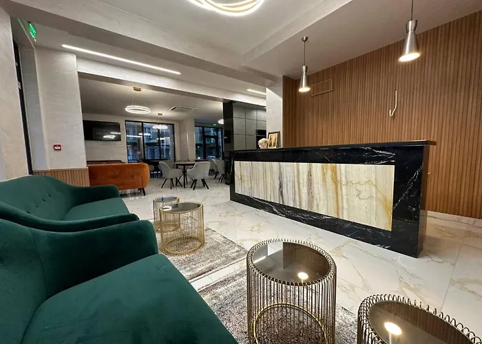 Appart hôtel Emilia Romana Park 3*