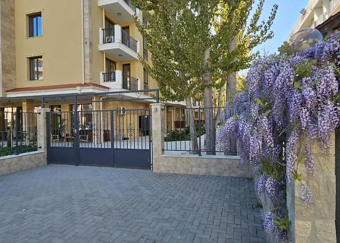 Emilia Romana Park Appart hôtel