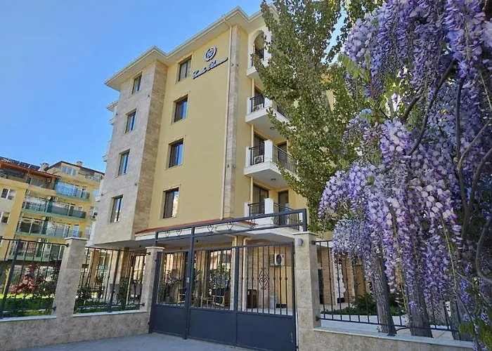 Emilia Romana Park 3*
