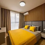 Hotel apartamentowy Emilia Romana Park 3*