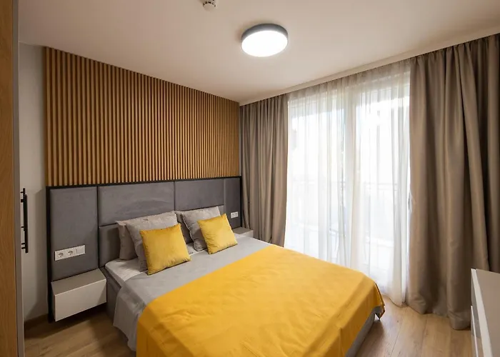 Emilia Romana Park Апарт-отель 4*