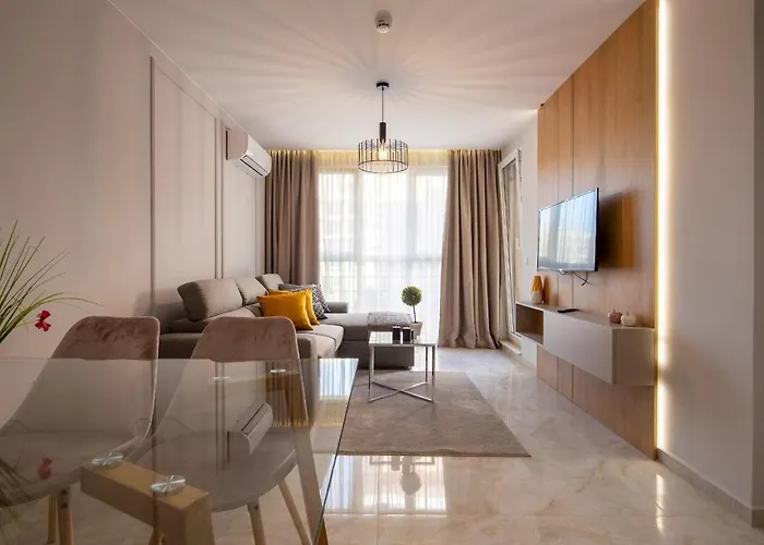 Emilia Romana Park Апарт-отель 4*