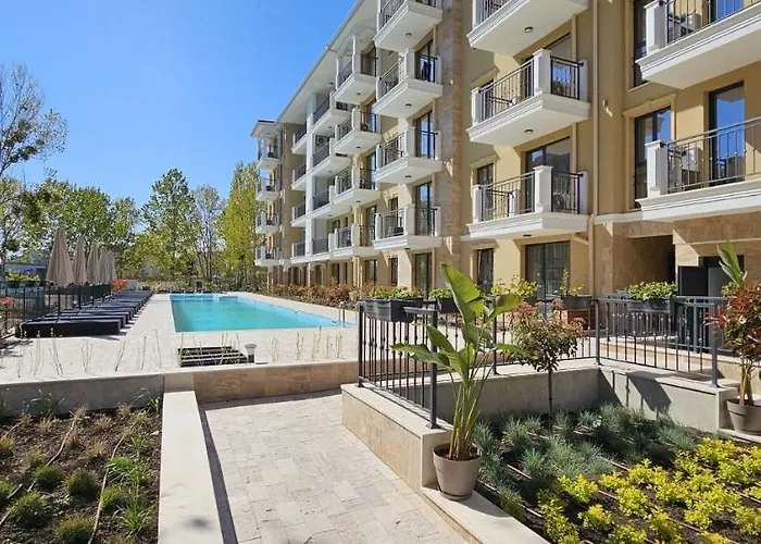 Emilia Romana Park 4* Солнечный берег