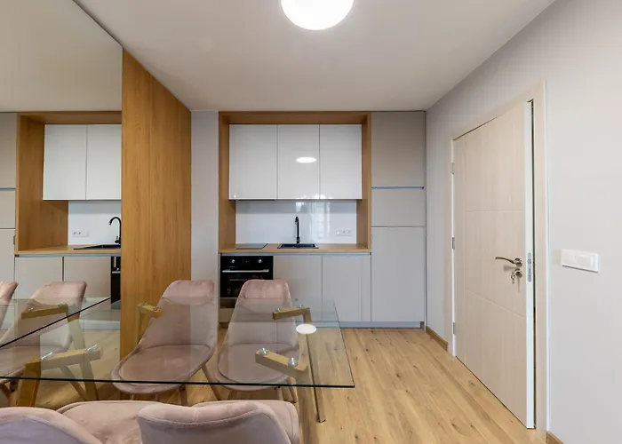 Emilia Romana Park Апарт-отель 4*