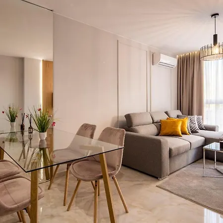 Emilia Romana Park Apartmanhotel Napospart
