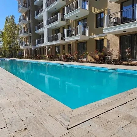 Emilia Romana Park 3* Napospart